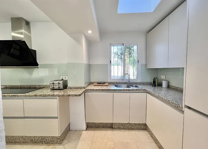 58 - 4 Piscine Prive Proche De La A Cancelada فيلة إِستيبونا